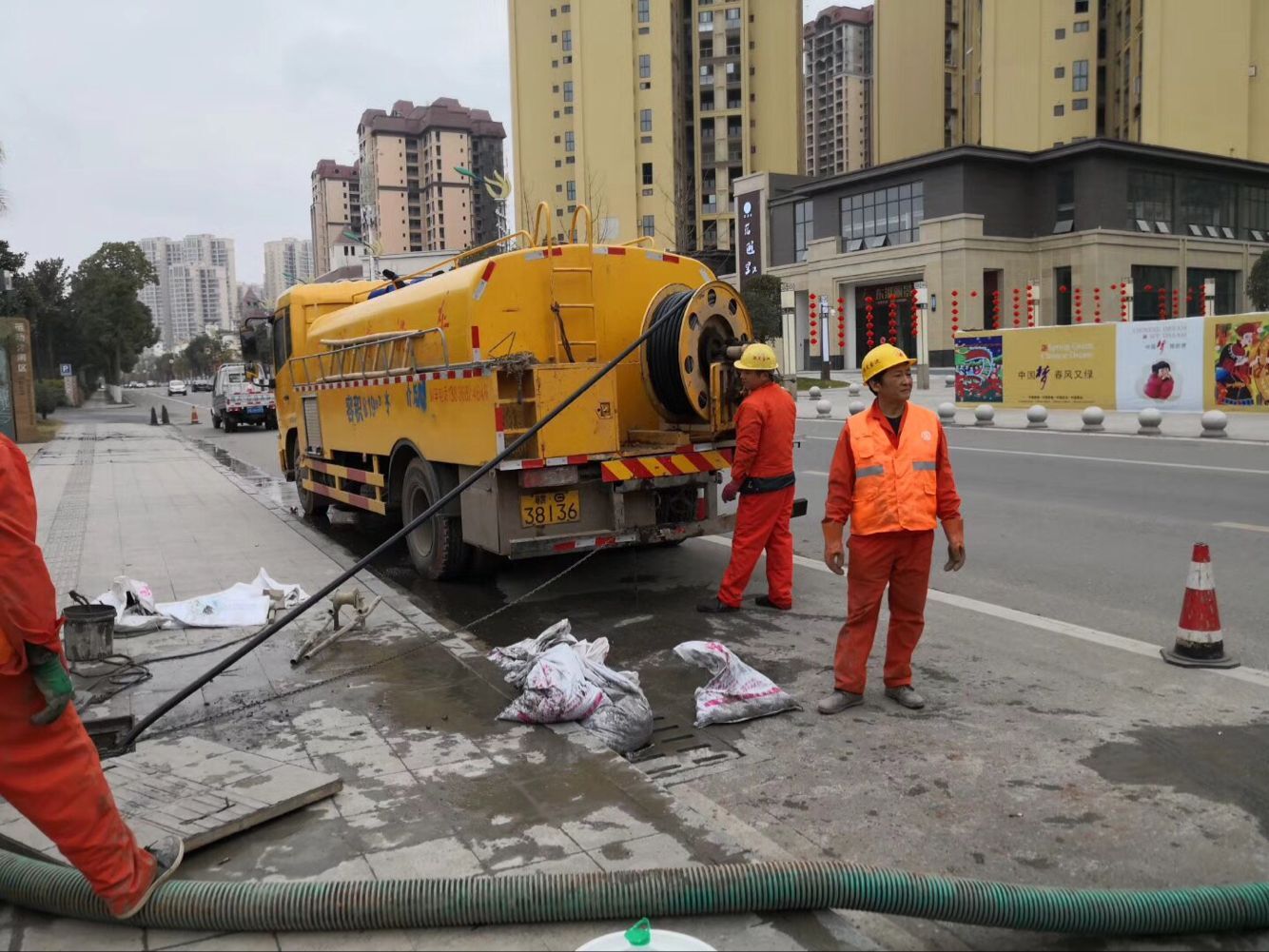 东区街道排污管道清淤-管道清洗