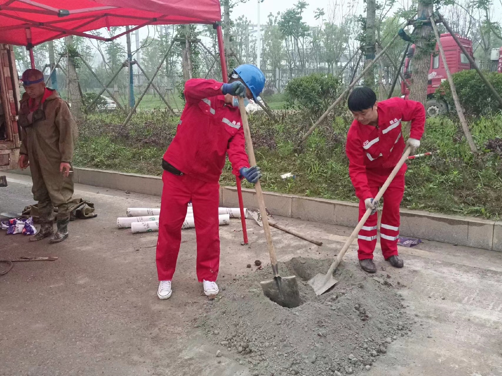 东区街道管道疏通哪家好】及时进行市政管道清淤